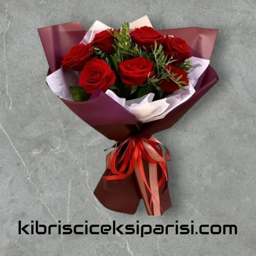 7 Kırmızı Gül Buketi