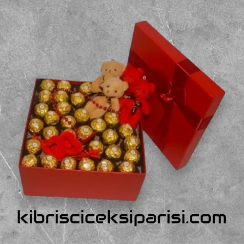  Büyük Boy Dörtgen Kutuda 4 Ayıcık ve 30 Çikolata