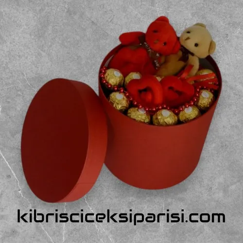 Orta Boy Silindir Kutuda 2 Ayıcık ve 10 Çikolata